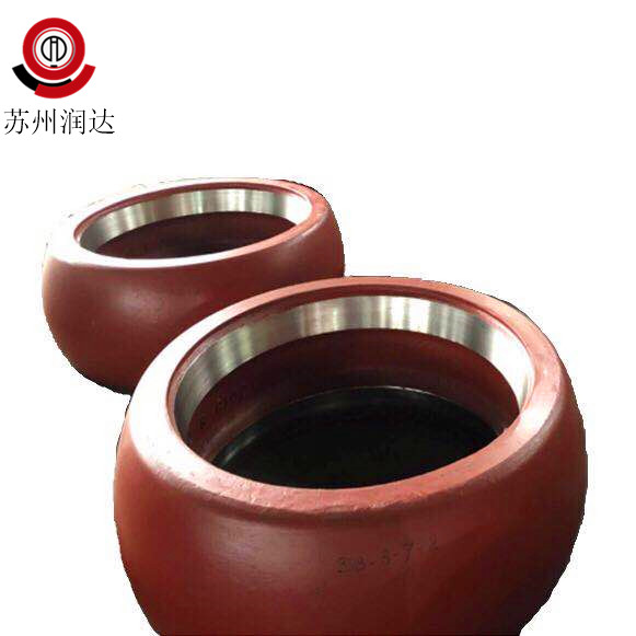 高鉻鑄鐵耐磨輥套生產(chǎn)的難點(diǎn)是什么？